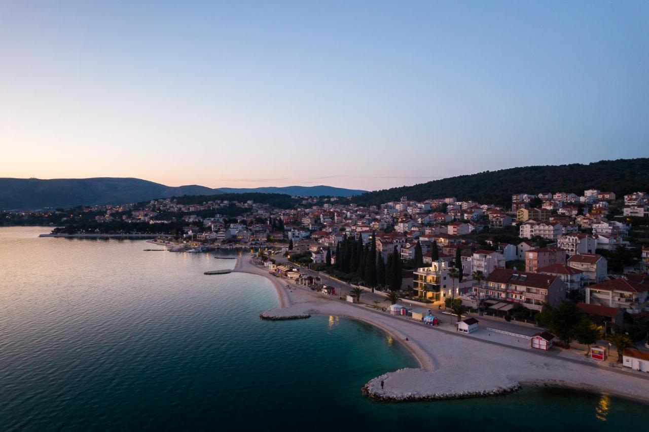 Ero On The Beach Trogir Exteriör bild